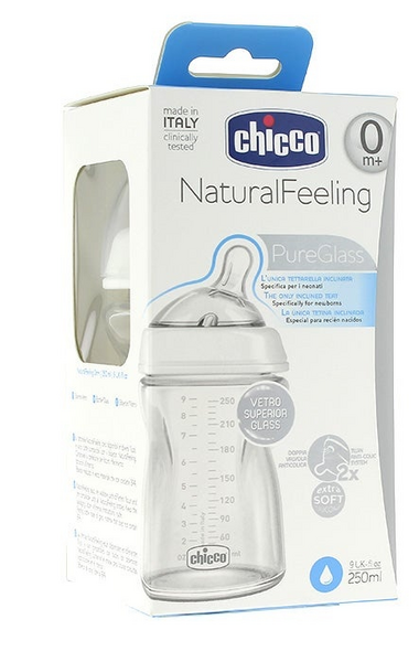 Chicco Biberón Natural Feeling Vidrio Tetina Inclinada Flujo Normal 250 ml